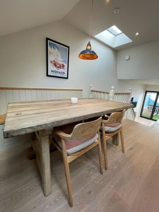Luxurious 2-bedroom With Rooftop Terrace, Gourmet Kitchen & Fireplace Appartamento Londra